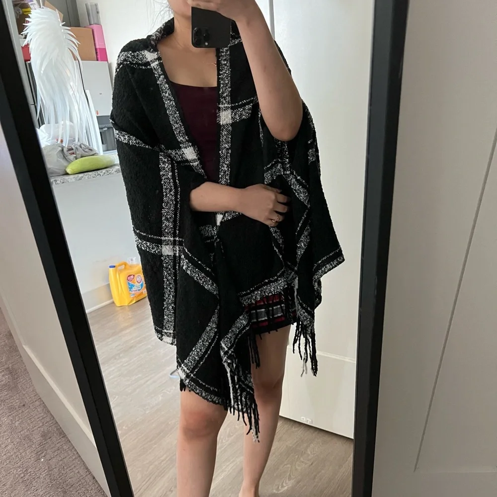 boutique fringe plaid wrap one size new July sale